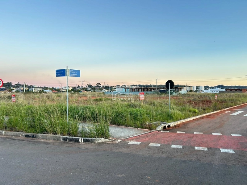ÓTIMO TERRENO DE ESQUINA!!! : 4ª foto da galeria de imagens do imóvel