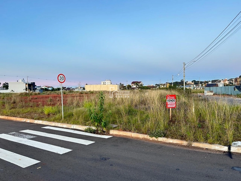 ÓTIMO TERRENO DE ESQUINA!!! : 5ª foto da galeria de imagens do imóvel