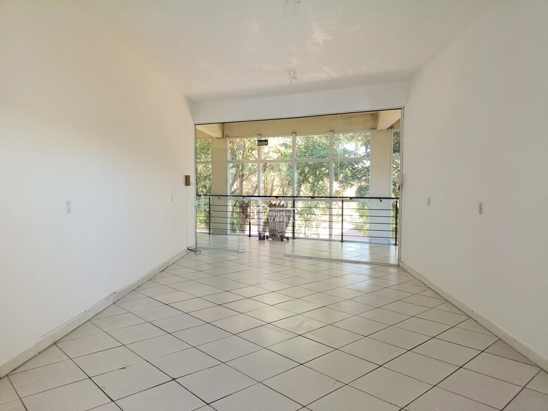 : 2ª foto da galeria de imagens do imóvel