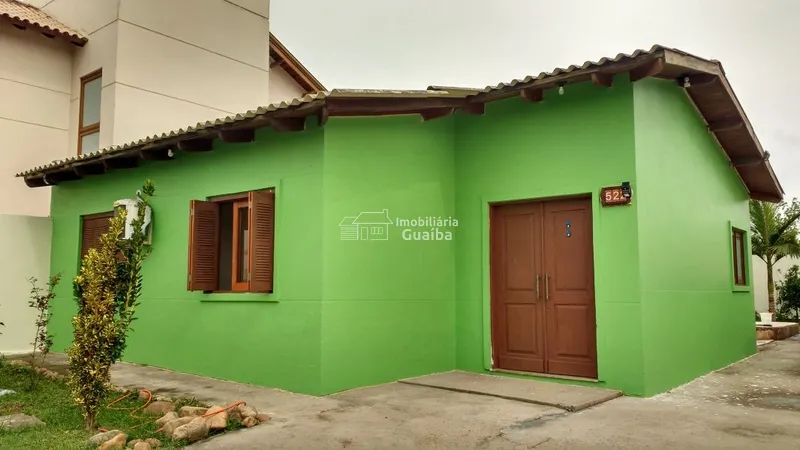 Casa com piscina e suíte com hidromassagem!