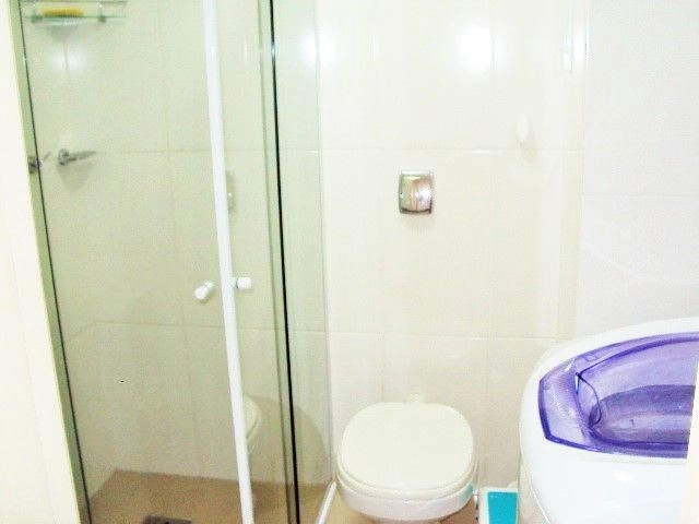 A-955  -  AV. PARAGUASSÚ  -  1D, de frente, sacada, no Centro: 6ª foto da galeria de imagens do imóvel