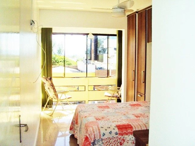 A-955  -  AV. PARAGUASSÚ  -  1D, de frente, sacada, no Centro: 7ª foto da galeria de imagens do imóvel