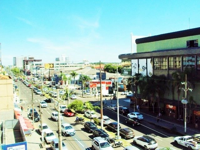 A-955  -  AV. PARAGUASSÚ  -  1D, de frente, sacada, no Centro: 10ª foto da galeria de imagens do imóvel