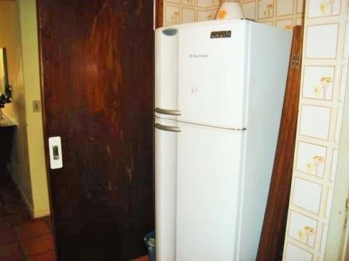 A-235  -  RUA MARANGUAB - 1D, de frente, sacada, elevador, 2q do mar: 5ª foto da galeria de imagens do imóvel