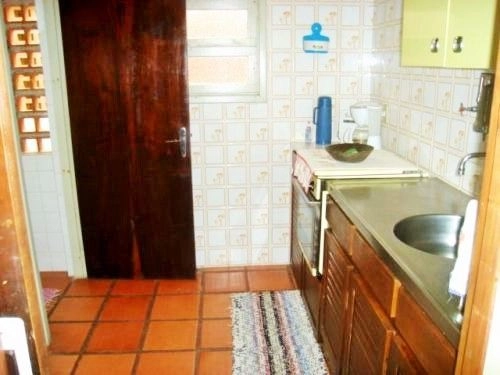 A-235  -  RUA MARANGUAB - 1D, de frente, sacada, elevador, 2q do mar: 4ª foto da galeria de imagens do imóvel