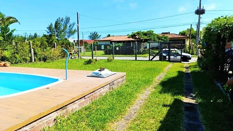 C-508 - EM ATLÂNTIDA - PISCINA, 3D (1 suíte), 7q do mar: 2ª foto da galeria de imagens do imóvel