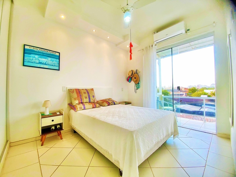 AV-125 - EM ATLÂNTIDA - 2 SPLITS, 2D, de frente, 2 sacadas, 3q do mar: 6ª foto da galeria de imagens do imóvel