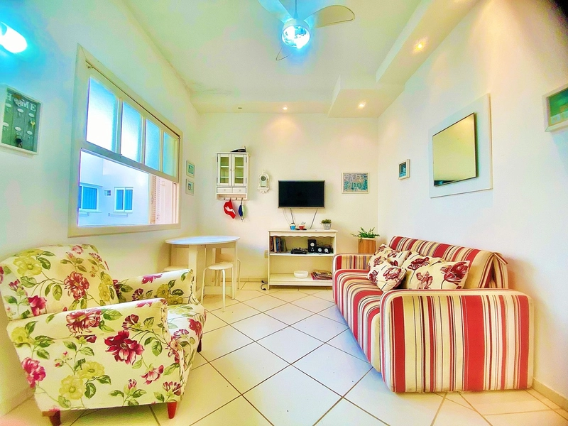 A-1261 - EM ATLÂNTIDA - 2 SPLITS, 2D, de frente, 2 sacadas, 3q do mar: 3ª foto da galeria de imagens do imóvel