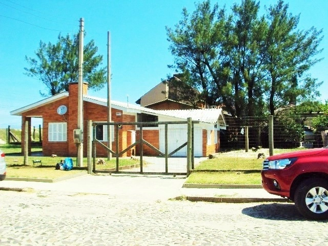 C-236 - NA BEIRA DO MAR, INTERNET, 3D, 2 banheiros, em Xangrilá: 1ª foto da galeria de imagens do imóvel