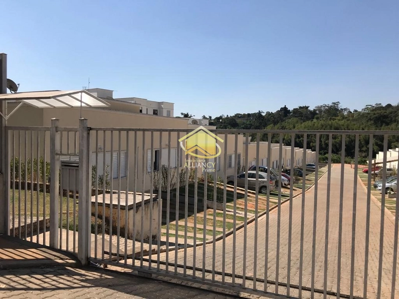 Casa Térrea com 3 Dorm. e 2 vagas de garagem.: 12ª foto da galeria de imagens do imóvel