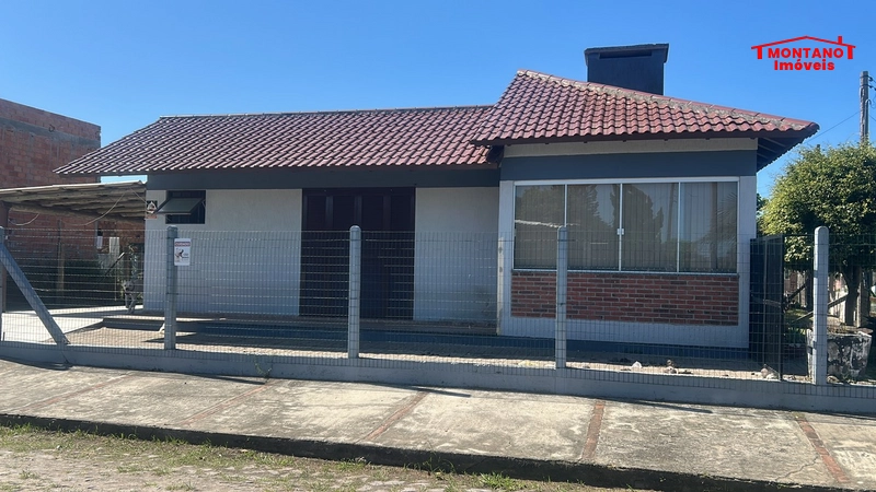 Casa de esquina 2 quadras do mar - 2 dormitórios: 3ª foto da galeria de imagens do imóvel