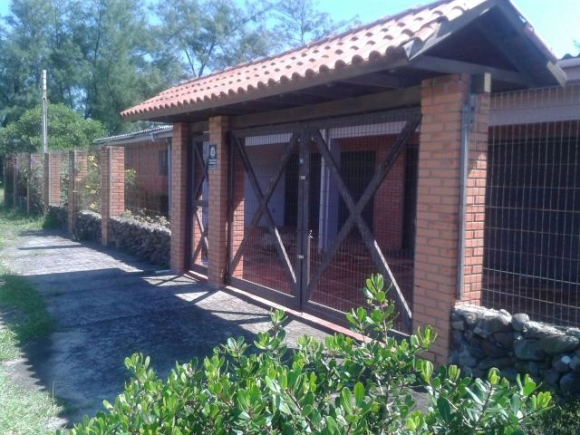 Excelente casa dois terrenos junto ao mar em Capão da Canoa: 26ª foto da galeria de imagens do imóvel