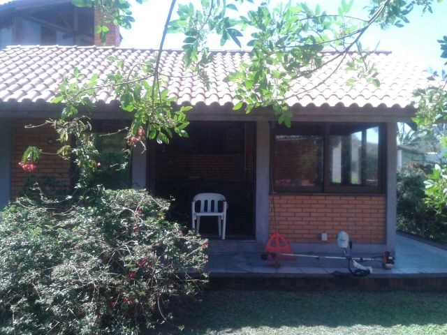 Excelente casa dois terrenos junto ao mar em Capão da Canoa: 33ª foto da galeria de imagens do imóvel