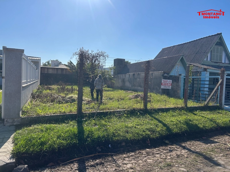Terrenos Prontos Para Contruir À 3 quadras do Mar: 1ª foto da galeria de imagens do imóvel
