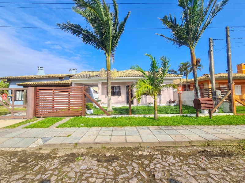 Casa 3 dormitórios no bairro a poucas quadras do mar- terreno inteiro: 35ª foto da galeria de imagens do imóvel