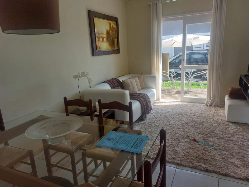 ->Bela Casa com 3 dormitórios - Ótima localização: 22ª foto da galeria de imagens do imóvel