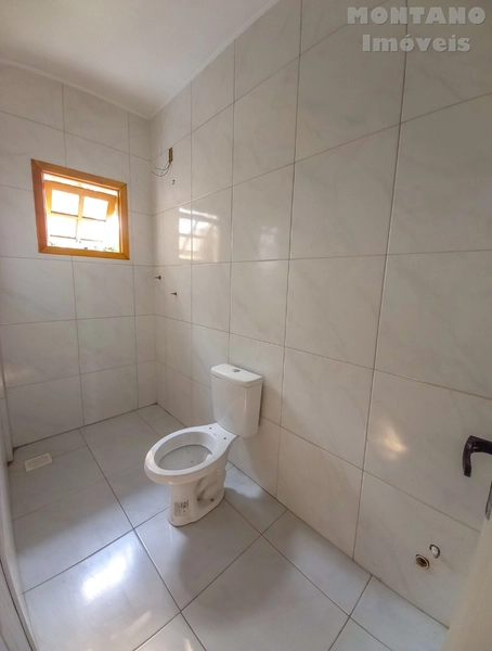 Casa 2 dormitórios (1 suíte) - região de moradores fixos em Capão: 3ª foto da galeria de imagens do imóvel