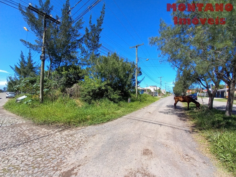 Excelente Terreno de Esquina para Investir !: 1ª foto da galeria de imagens do imóvel