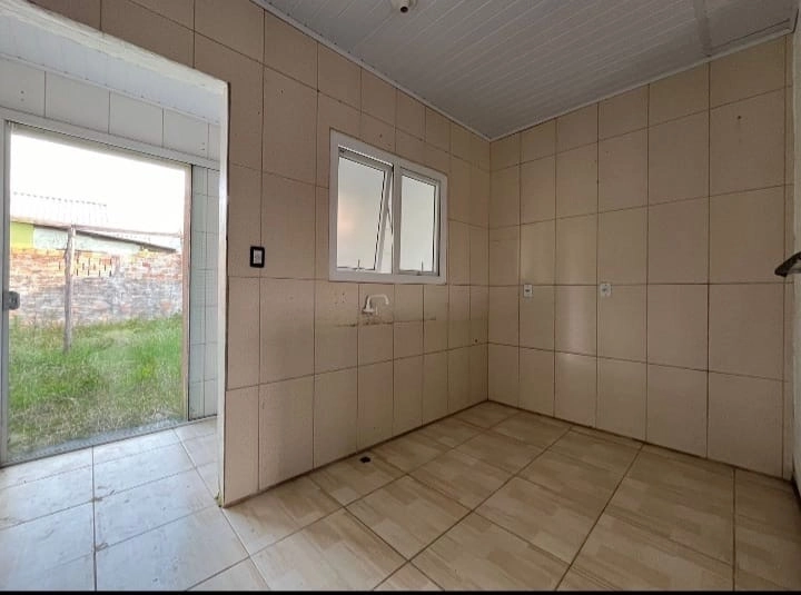 CASA 3 DORMITÓRIOS - PRÓXIMO AO NOVO SUPER CERTO - 3 QUADRAS DO MAR: 8ª foto da galeria de imagens do imóvel