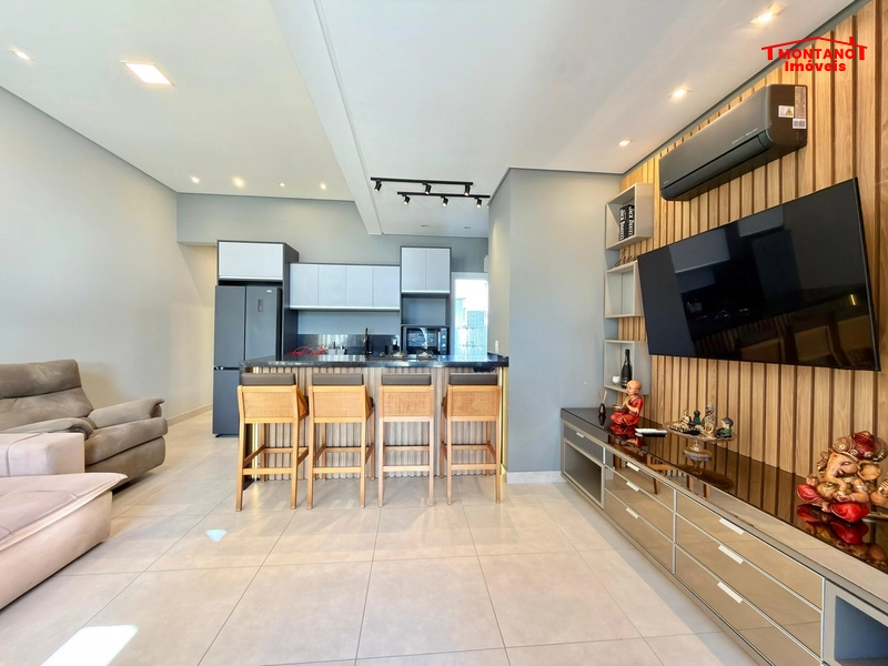 Excelente Casa Geminada Frente Avenida - A menos de 200m do Mar: 12ª foto da galeria de imagens do imóvel