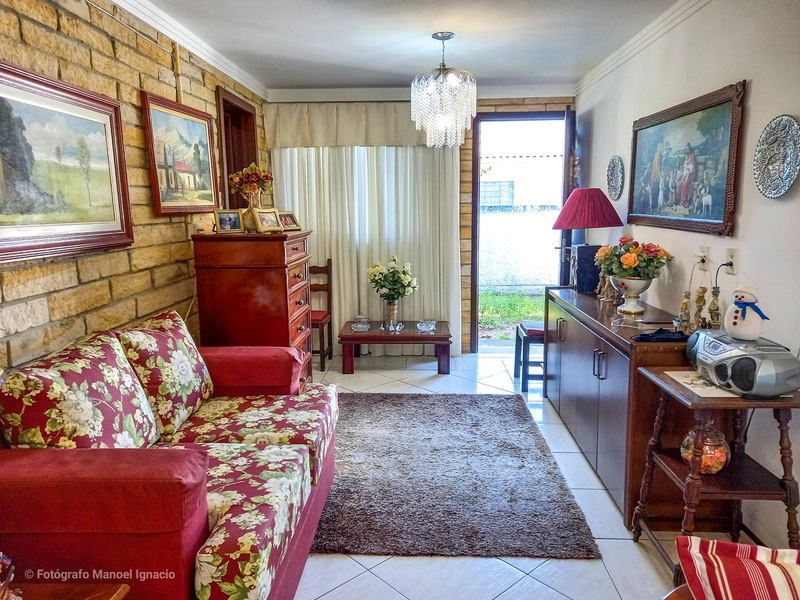 Excelente casa toda de pedra e em laje 3 dorm - Amplo Pátio: 8ª foto da galeria de imagens do imóvel