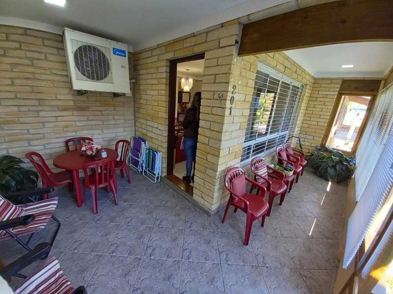Excelente casa toda de pedra e em laje 3 dorm - Amplo Pátio: 23ª foto da galeria de imagens do imóvel