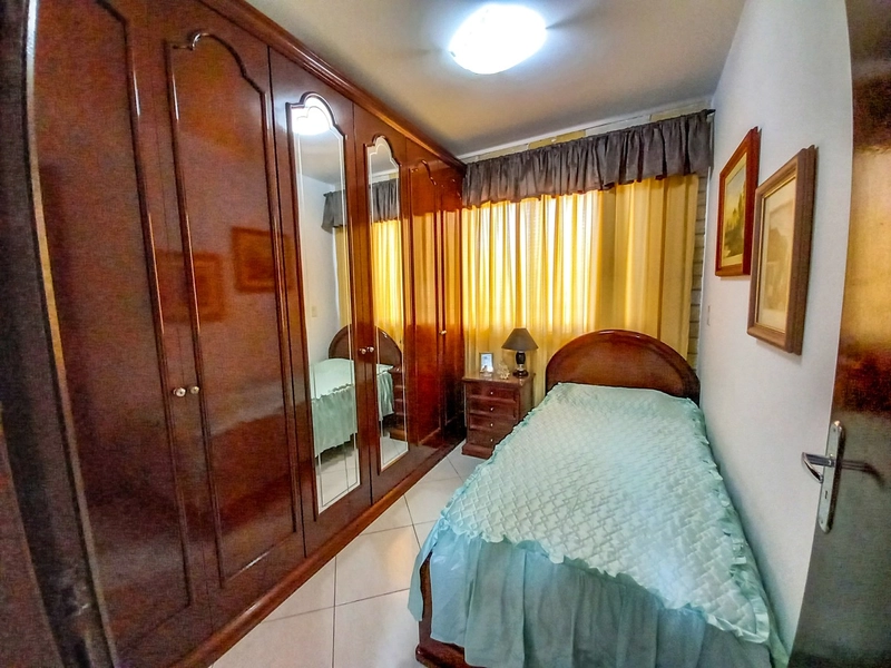 Excelente casa toda de pedra e em laje 3 dorm - Amplo Pátio: 21ª foto da galeria de imagens do imóvel
