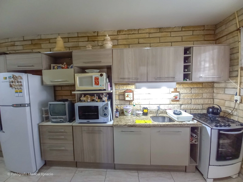 Excelente casa toda de pedra e em laje 3 dorm - Amplo Pátio: 7ª foto da galeria de imagens do imóvel