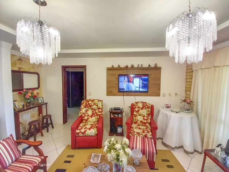 Excelente casa toda de pedra e em laje 3 dorm - Amplo Pátio: 14ª foto da galeria de imagens do imóvel