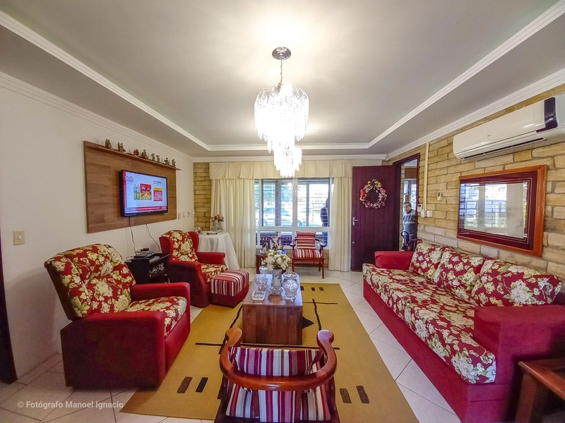 Excelente casa toda de pedra e em laje 3 dorm - Amplo Pátio: 13ª foto da galeria de imagens do imóvel