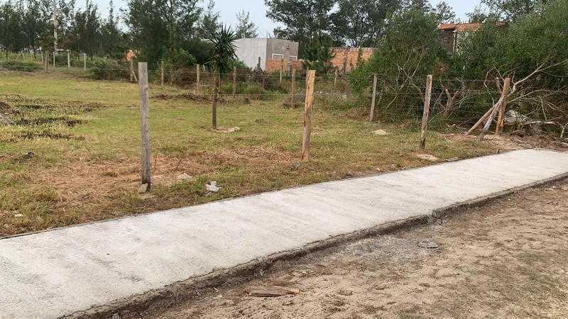 Terreno próximo ao mar em Capão da Canoa.: 1ª foto da galeria de imagens do imóvel