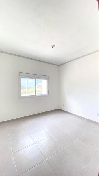 OPORTUNIDADE ! CASA A 50 METROS DO MAR - FRENTE AVENIDA: 5ª foto da galeria de imagens do imóvel