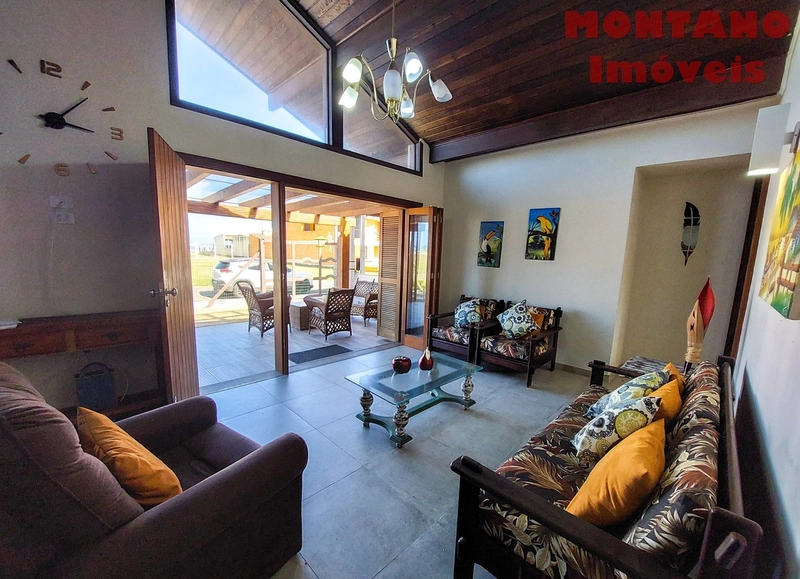 Casa na Praia, de 05 dormitórios - Mobiliada e Decorada!!: 2ª foto da galeria de imagens do imóvel