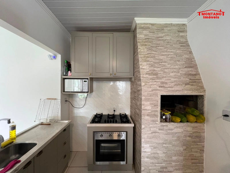 Belíssima Casa com pátio amplo!!: 8ª foto da galeria de imagens do imóvel