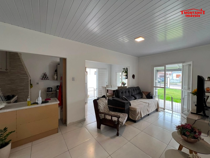 Belíssima Casa com pátio amplo!!: 19ª foto da galeria de imagens do imóvel