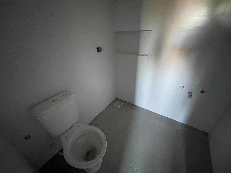 CASA 2 QUADRAS DO MAR EM CAPÃO DA CANOA: 13ª foto da galeria de imagens do imóvel