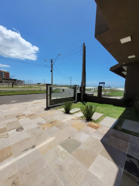 SOBRADO 4 SUÍTES - VISTA ETERNA PARA O MAR - PISCINA: 3ª foto da galeria de imagens do imóvel