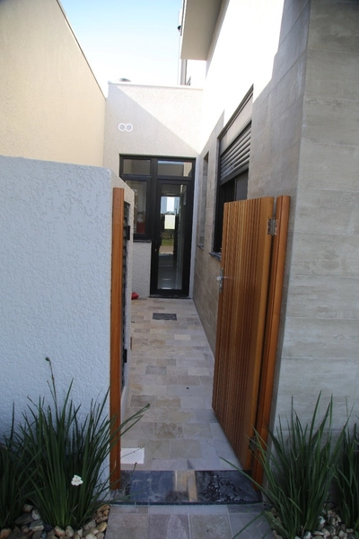 BELO SOBRADO- CONDOMÍNIO CAPÃO ILHAS RESORT: 8ª foto da galeria de imagens do imóvel