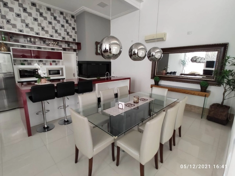 CASA ENCANTADORA COM 3 SUÍTES: 5ª foto da galeria de imagens do imóvel