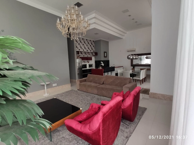 CASA ENCANTADORA COM 3 SUÍTES: 14ª foto da galeria de imagens do imóvel