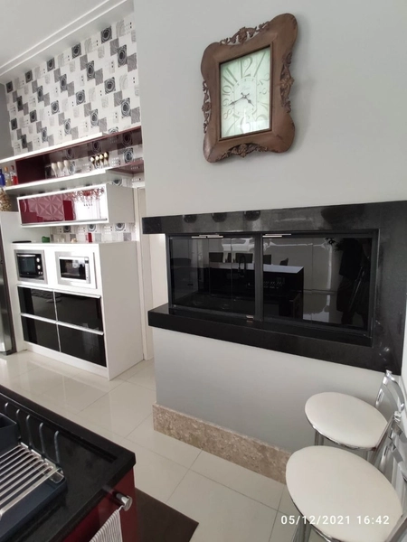 CASA ENCANTADORA COM 3 SUÍTES: 8ª foto da galeria de imagens do imóvel