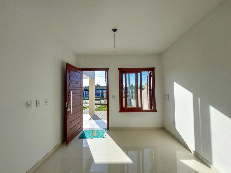 LINDA CASA GEMINADA- LADO MAR EM ÓTIMA LOCALIZAÇÃO!: 7ª foto da galeria de imagens do imóvel