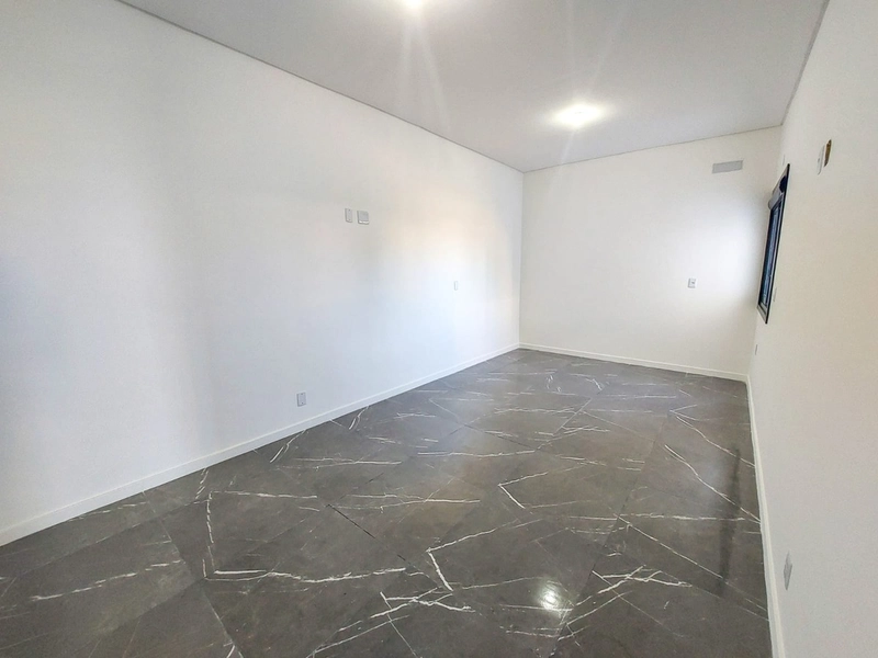 EXCELENTE CASA COM 3 DORMITÓRIOS NO JARDIM BEIRA MAR- OPORTUNIDADE!: 3ª foto da galeria de imagens do imóvel