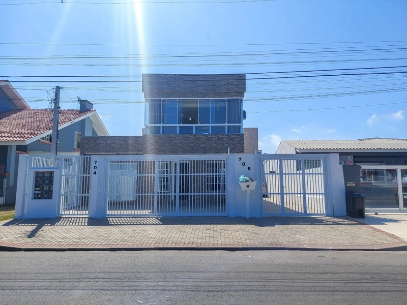 Prédio residencial e comercial a venda no Centro de Capão da Canoa: 1ª foto da galeria de imagens do imóvel