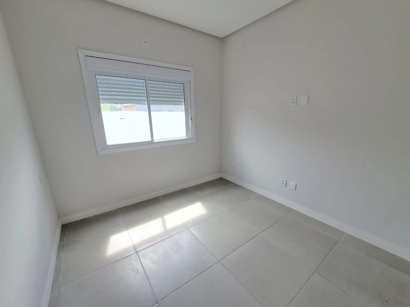 CASA 3 DORMITÓRIOS - PRÓXIMO AO MAR - ACEITA FINANCIAMENTO BANCÁRIO: 8ª foto da galeria de imagens do imóvel