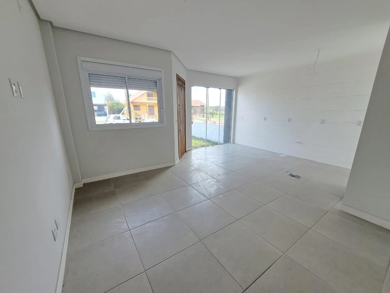CASA 3 DORMITÓRIOS - PRÓXIMO AO MAR - ACEITA FINANCIAMENTO BANCÁRIO: 4ª foto da galeria de imagens do imóvel
