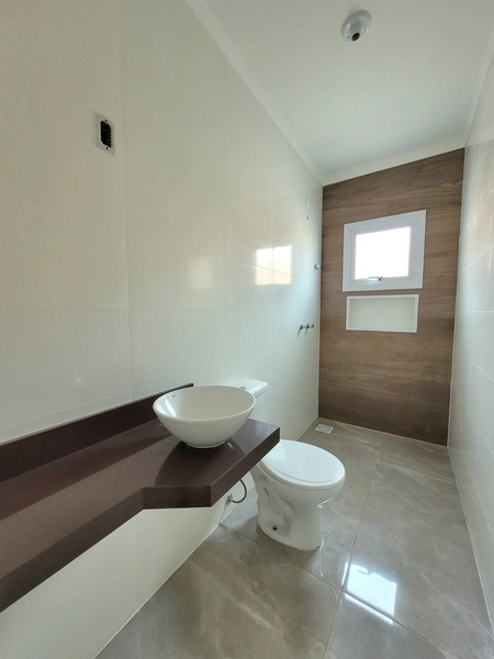 CASA 3 DORMITÓRIOS EM ALTO PADRÃO - 3 QUADRAS DO MAR: 14ª foto da galeria de imagens do imóvel