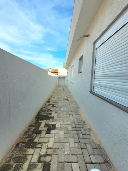 CASA 3 DORMITÓRIOS EM ALTO PADRÃO - 3 QUADRAS DO MAR: 12ª foto da galeria de imagens do imóvel