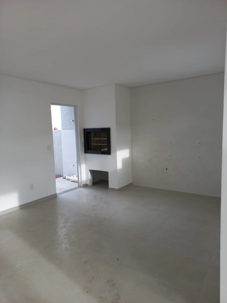 CASA 3 DORMITÓRIOS (1 SUÍTE COM CLOSET) - 2 QUADRAS DO MAR: 3ª foto da galeria de imagens do imóvel