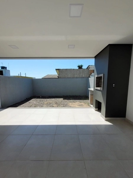 Linda casa em frente à praça!: 7ª foto da galeria de imagens do imóvel